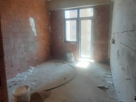 2 otaqlı mənzil, 86 m², 28 May: 209 000 ₼ 5