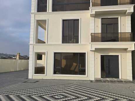 6 otaqlı həyət evi/bağ evi - Badamdar q. - 400 m²
