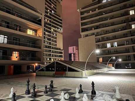 8 Noyabr m.