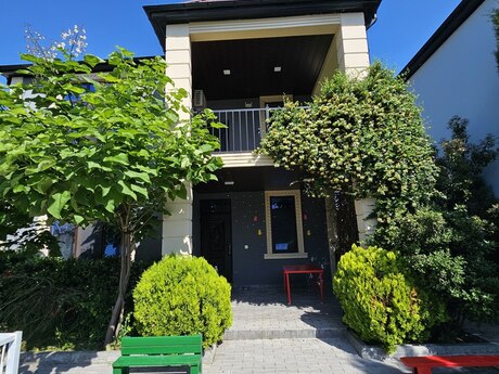 5 otaqlı həyət evi/bağ evi - İsmayıllı - 180 m²