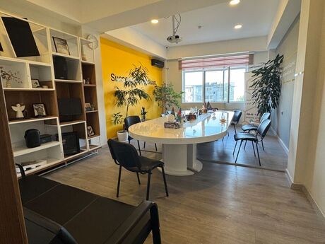 Объект - Насиминский  р. - 610 м²