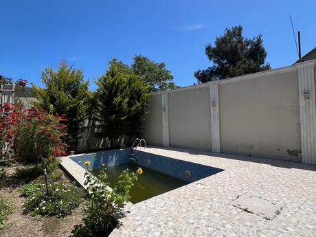 4 otaqlı həyət evi/bağ evi - Mərdəkan q. - 175 m²