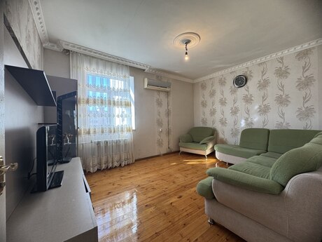 Объявление №6208060 - Баку, пос. Бакиханова, 2-комн., 40 м², 6/9 этаж
