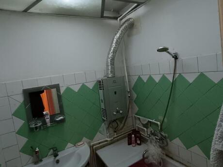 3 otaqlı köhnə tikili - Yasamal q. - 72 m²