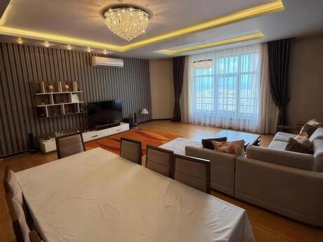 3 otaq · 160 m² · 18/23 mərtəbə, Nizami