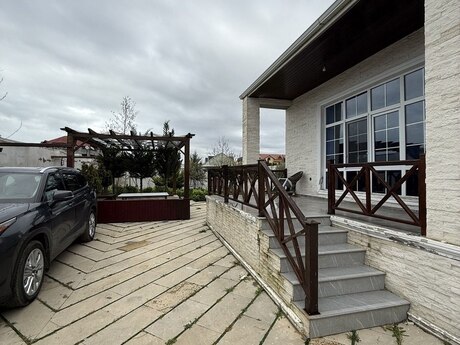 4 otaqlı həyət evi/bağ evi - Novxanı q. - 120 m²