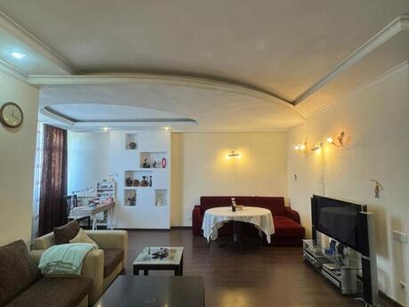 4 otaqlı mənzil, 180 m², 20 Yanvar: 320 000 ₼ 5