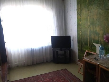 2 otaqlı köhnə tikili - Qara Qarayev m. - 65 m²