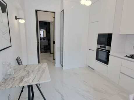 Elan №6208427 - Bakı, Ağ şəhər q., 3 otaqlı, 132 m², 5/7 mərtəbə