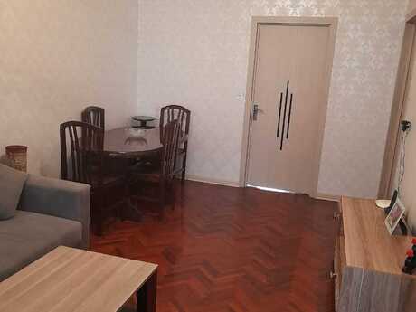 Elan №6208579 - Bakı, Memar Əcəmi m., 2 otaqlı, 55 m², 4/5 mərtəbə