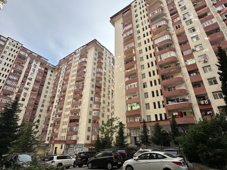 Həzi Aslanov m.