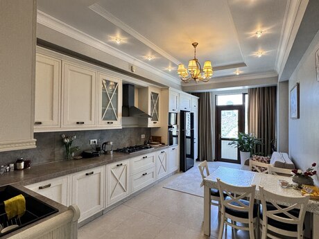 3 otaqlı mənzil, 175 m², Nizami: 650 000 ₼ 4