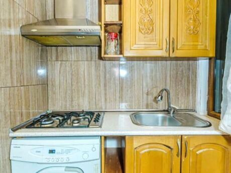 4 otaqlı köhnə tikili - Sahil m. - 111 m²