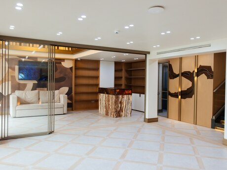 Obyekt - Ağ şəhər q. - 213 m²