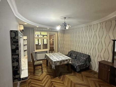 м. Кара Караев