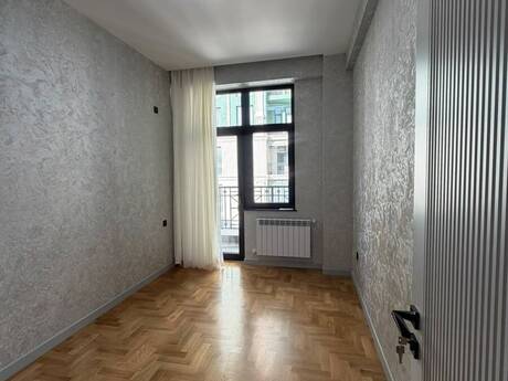 4 otaqlı yeni tikili - Nəriman Nərimanov m. - 117 m²