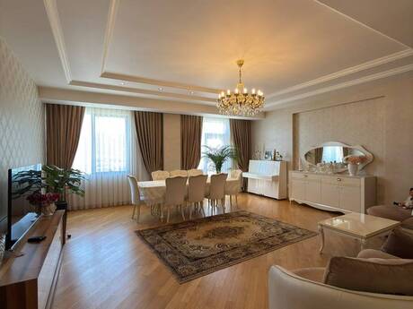 Elan №6209207 - Bakı, Nizami m., 3 otaqlı, 170 m², 14/16 mərtəbə