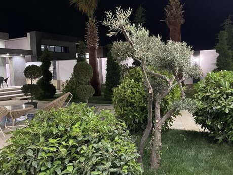 4 otaqlı həyət evi/bağ evi - Mərdəkan q. - 400 m²