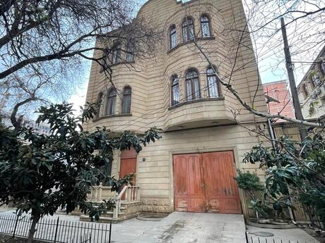 Elan №6209326 - Bakı, Nərimanov r., 20 otaqlı, 1060 m²