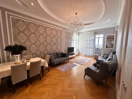 Elan №6209400 - Bakı, Nəsimi m., 8 otaqlı, 400 m²