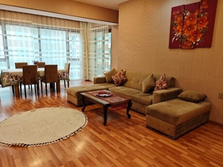 Elan №6209550 - Bakı, Şah İsmayıl Xətai m., 3 otaqlı, 115 m², 10/20 mərtəbə