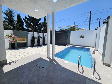 4 otaqlı həyət evi/bağ evi - Mərdəkan q. - 150 m²