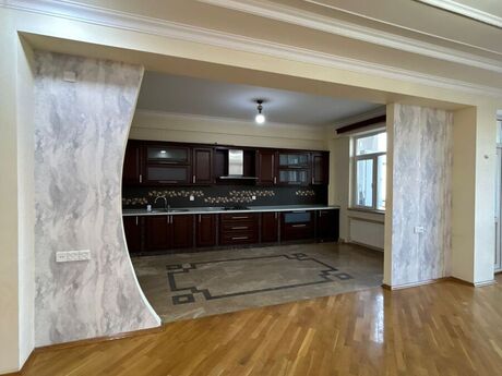 3 otaqlı yeni tikili - İnşaatçılar m. - 135 m²