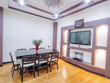 3 otaqlı yeni tikili - Şah İsmayıl Xətai m. - 160 m²