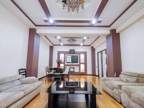 3 otaqlı yeni tikili - Şah İsmayıl Xətai m. - 160 m²