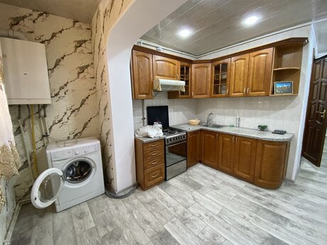 2 otaqlı köhnə tikili - Nəriman Nərimanov m. - 60 m²