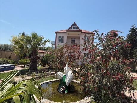 5 otaqlı həyət evi/bağ evi - Bilgəh q. - 240 m²
