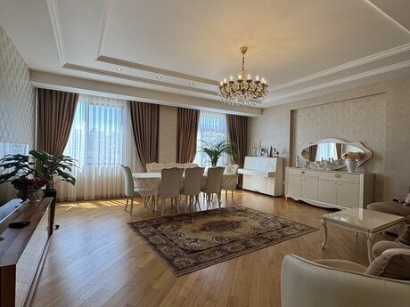 Elan №6209738 - Bakı, Nizami m., 3 otaqlı, 169 m², 14/17 mərtəbə