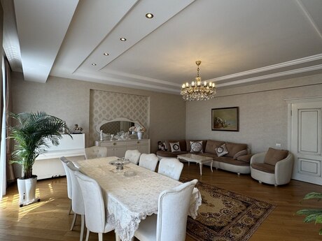 3-комнатная квартира, 169 м², Nizami: 650 000 ₼ 2