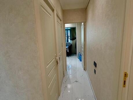 2-room apartment, 65 m², 8-ci mikrorayon: 230 000 ₼ 5