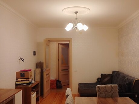 2 otaqlı köhnə tikili - Neftçilər m. - 60 m²