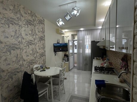 4 otaqlı mənzil, 134 m², Bakıxanov: 214 000 ₼ 5