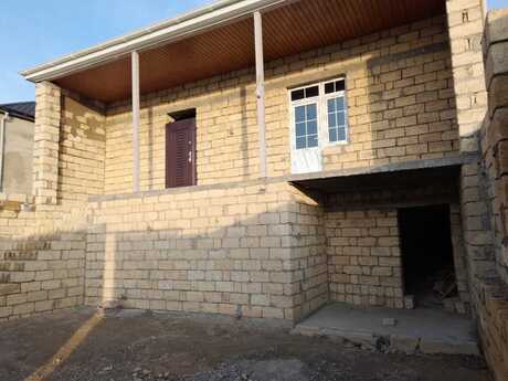 5 otaqlı həyət evi/bağ evi - Qobu q. - 120 m²