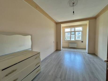 3 otaqlı köhnə tikili - Neftçilər m. - 90 m²