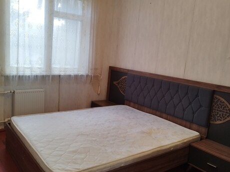 3 otaqlı köhnə tikili - Pirallahı r. - 70 m²