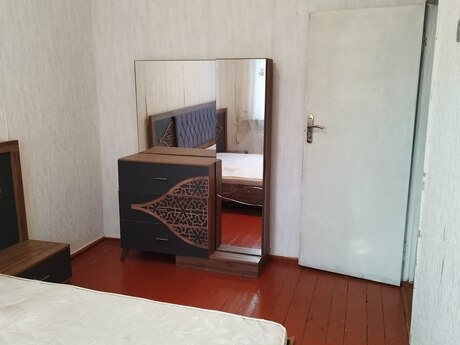 3 otaqlı köhnə tikili - Pirallahı r. - 70 m²
