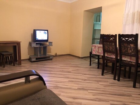 1 otaqlı köhnə tikili - Bayıl q. - 30 m²