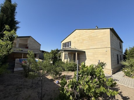 5 otaqlı həyət evi/bağ evi - Şüvəlan q. - 200 m²