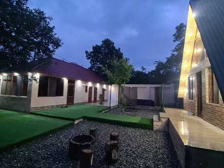 3 otaqlı həyət evi/bağ evi - Xızı - 500 m²