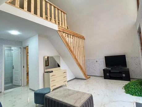 3 otaqlı həyət evi/bağ evi - Xızı - 500 m²