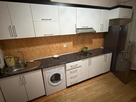 1 otaqlı yeni tikili - Həzi Aslanov q. - 45 m²