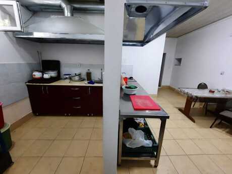 Obyekt - 8-ci mikrorayon q. - 210 m²