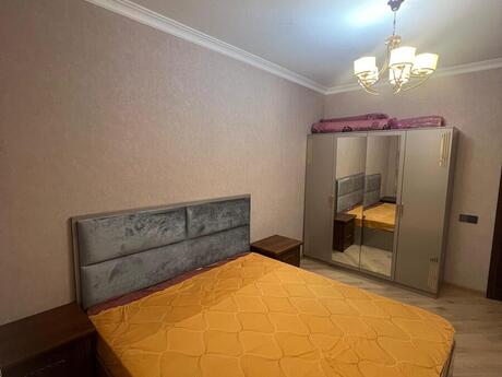 3 otaqlı köhnə tikili - Azadlıq Prospekti m. - 75 m²