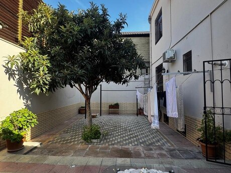 6 otaqlı həyət evi, 270 m², Bakıxanov: 385 000 ₼ 5