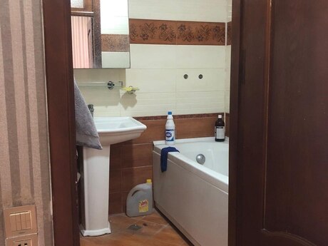 3 otaqlı köhnə tikili - Nərimanov r. - 70 m²