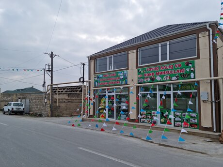 Obyekt - Binə q. - 200 m²
